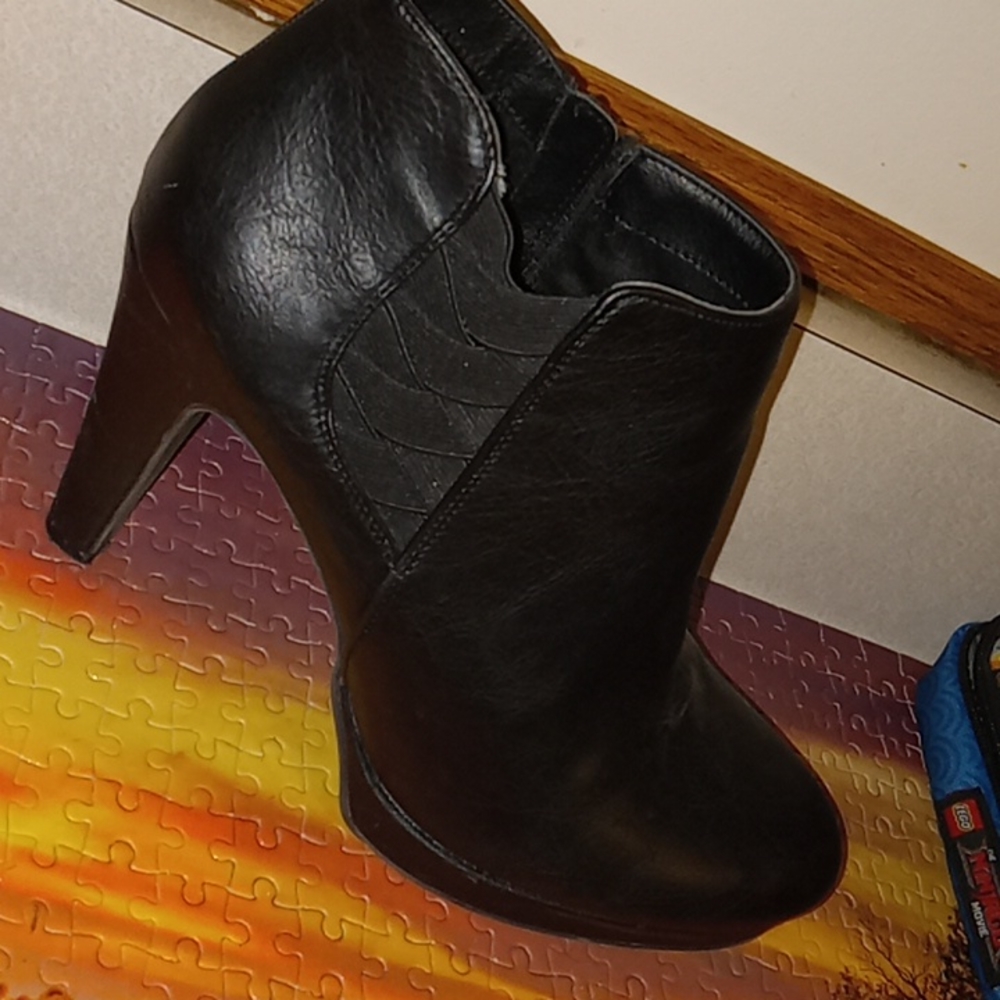 Women's Booties